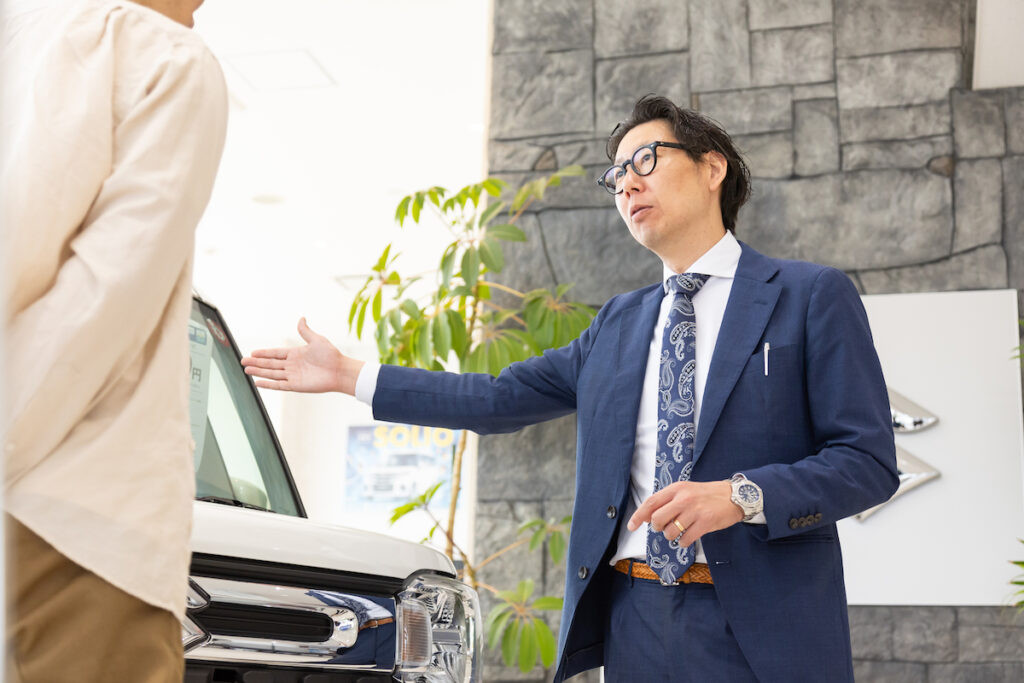 営業担当スタッフ