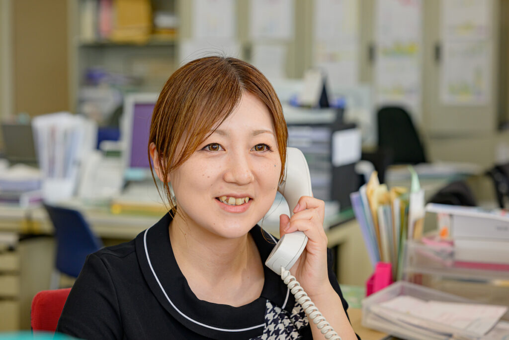 業務担当スタッフ